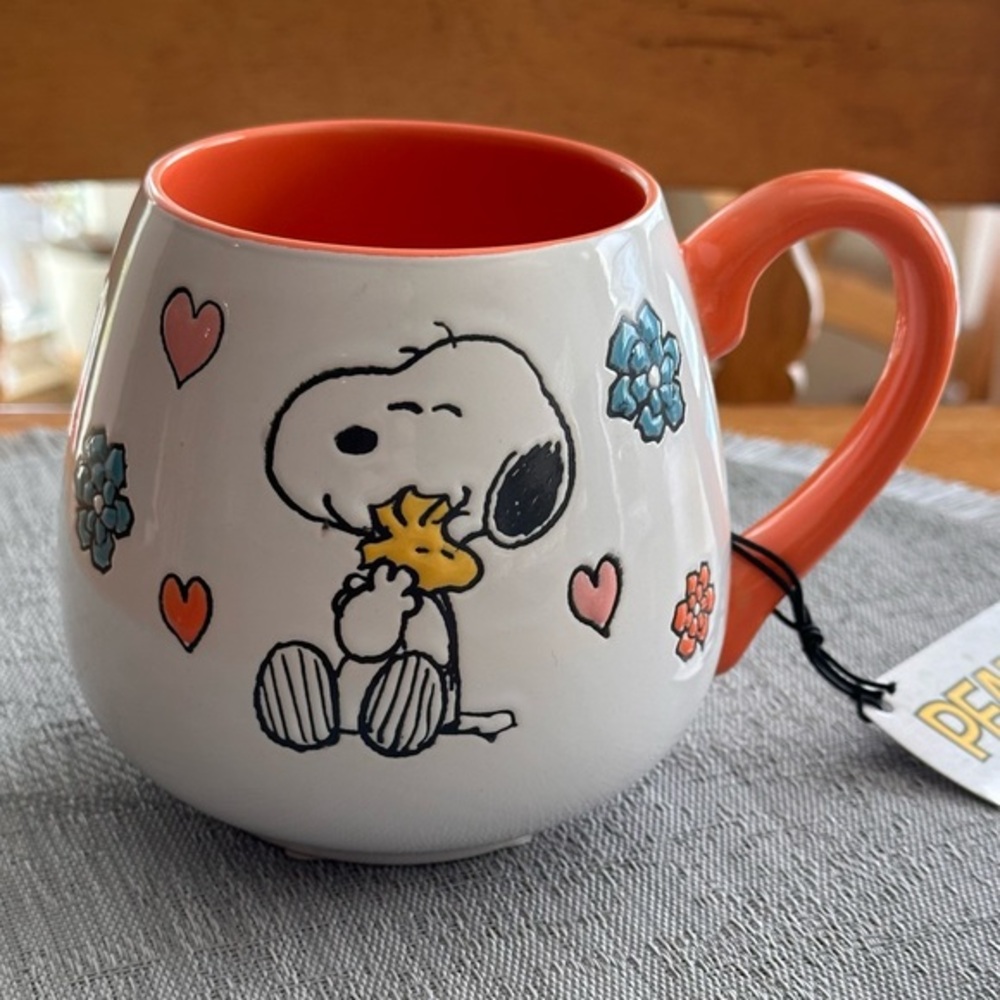 Peanuts Snoopy Hugging Woodstock Colorful Hearts & Flower Ceramic Mug NEW!!
